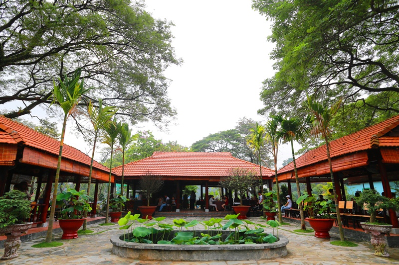 Nhà hàng - Cafe Hương Sen - Đ.Huỳnh Văn Nghệ - P.Bửu Long